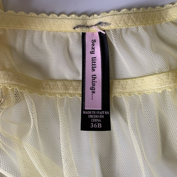 ❤️ Victoria’s Secret baby doll outfit - Picture 5 of 8